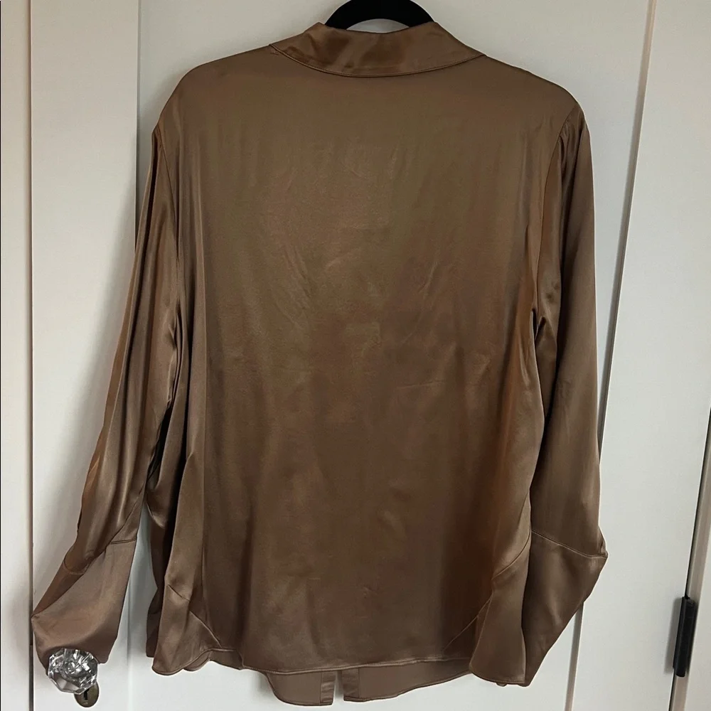 🕶️New Banana Republic- 100% Silk Stretch Blouse XL Brown Bronze - Picture 7 of 8